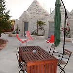 Trulli Spinosa Landsted Cisternino