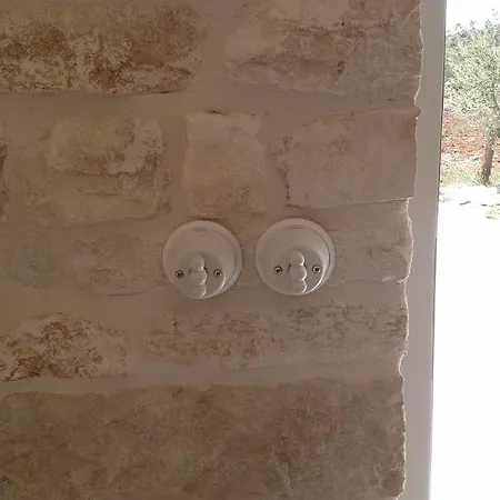 Trulli Spinosa Lantställe *