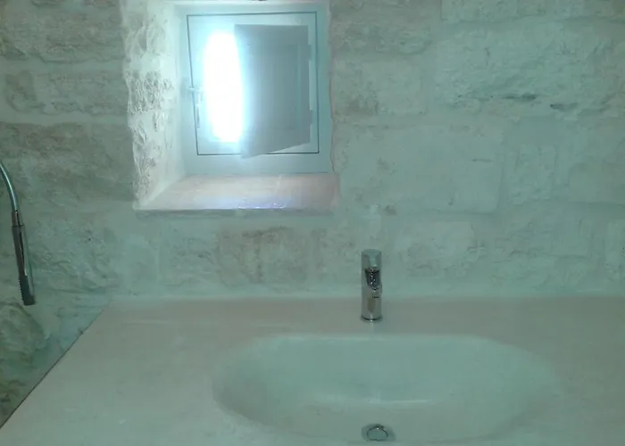 Trulli Spinosa * Cisternino