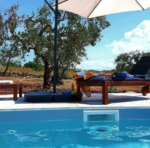 Trulli Spinosa Country house